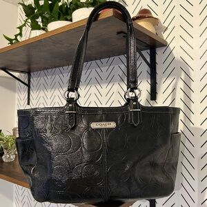 Coach Gallery Embossed Patent Leather Tote Shoulder Bag Handbag F19462 Black